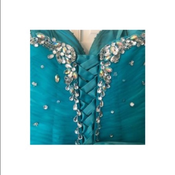 Mermaid Gown - Picture 2 of 2